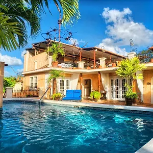 4* Hotel Little Arches Boutique - Adults Only