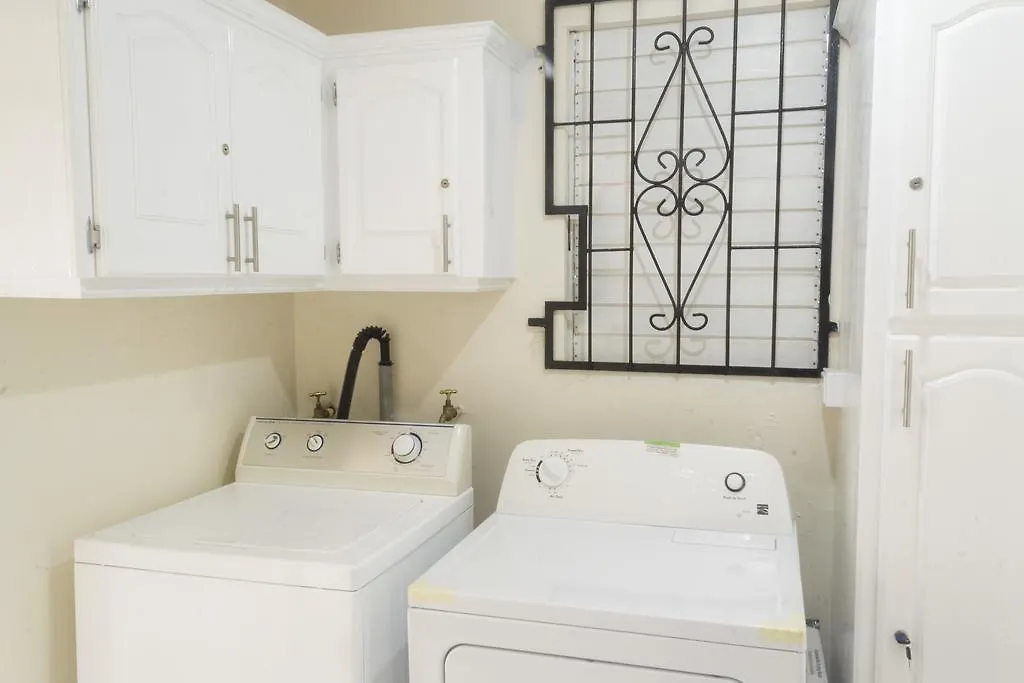 Holiday home Darrel Cot Beachfront Cottage Saint Peter